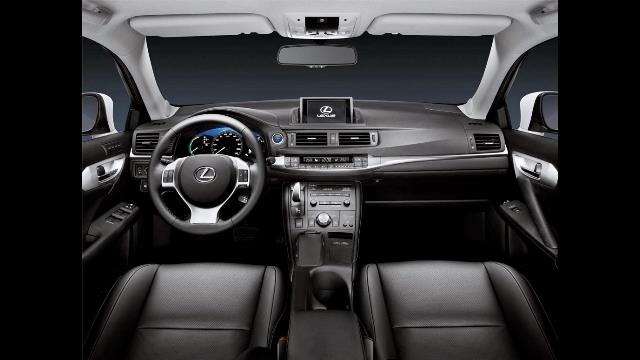 Lexus CT 200h